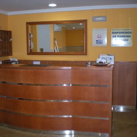 Hostal La Hispanidad Malaga Exterior photo