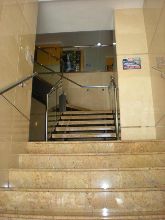 Hostal La Hispanidad Malaga Exterior photo