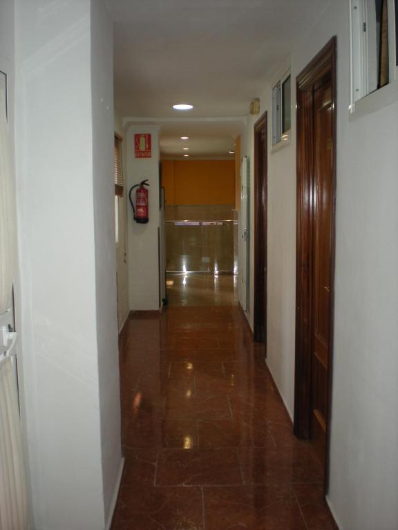 Hostal La Hispanidad Malaga Exterior photo
