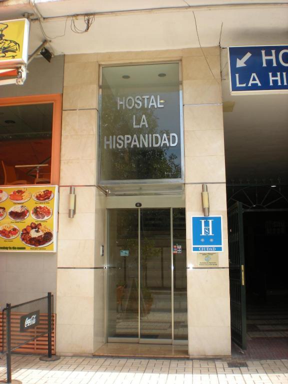 Hostal La Hispanidad Malaga Exterior photo