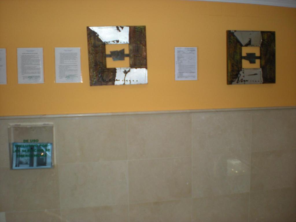 Hostal La Hispanidad Malaga Exterior photo