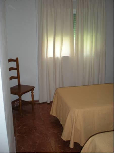 Hostal La Hispanidad Malaga Exterior photo